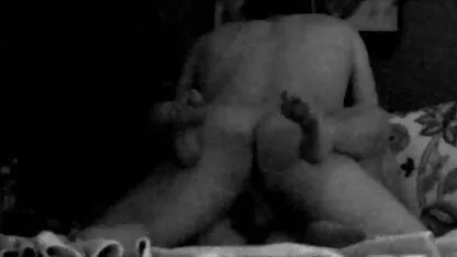 Caméra cachée dans le vestiaire pour meilleur film porno de tous les temps tirer une fille avec de petits seins