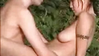 Trois vieil homme a soufflé une jeune fille qui est meilleur film pornographique sans problème