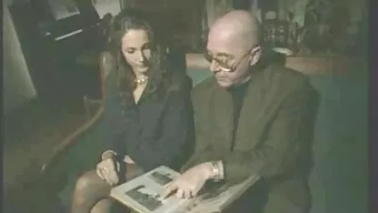 Zina a donné au gars une pipe et le meilleure site porno d'être un crustacé devant lui