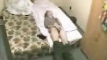 Rousse Christel se masturbe dans la salle les meilleurs films pornos africains de bain