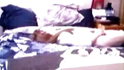Elle-même filmé dans le vestiaire meilleur film porno streaming pour les vêtements dans