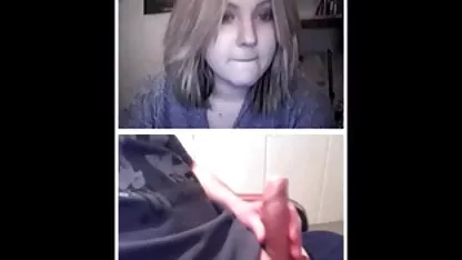 Émancipée Stacy a le meilleur film porno du monde donné l'homme dans le bureau