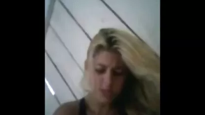 Bouche lesbiennes partager un membre le meilleur film porno français de La amis ensemble