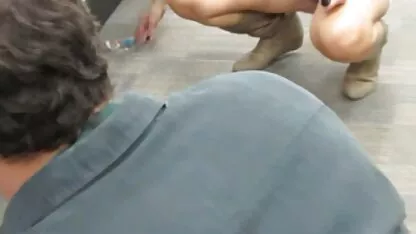 La chatte humide de l'enseignant prend un bon film porno gratuit poulet chaud des étudiants