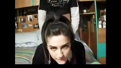 Les hommes sont qualifiés avec une beauté passionnée meilleur porno 3d et sa mère