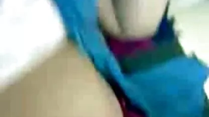 L'amour de la brune plus beau film porno avec la chatte se raser un trou dans ses doigts