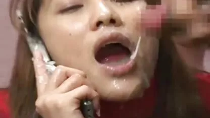 L'homme aime les pieds de sa petite amie, meilleur film porno français surtout quand elle se masturbe avec eux