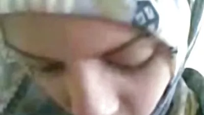 Dans sa chambre, un mignon sucer la bite épaisse meilleur porno gratuit pour un homme russe