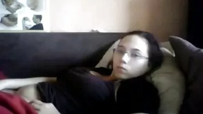 Milf en bas avec de faux gros seins se fera les meilleurs films x français baiser par un homme