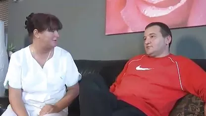 Les sportifs avec de les meilleurs film porno 2018 gros seins avec une pipe habile et la prise de bite dans la bouche